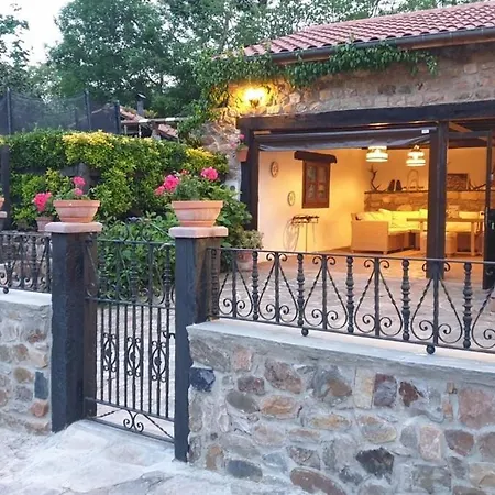 Casas Caborzal Renedo De Cabuerniga